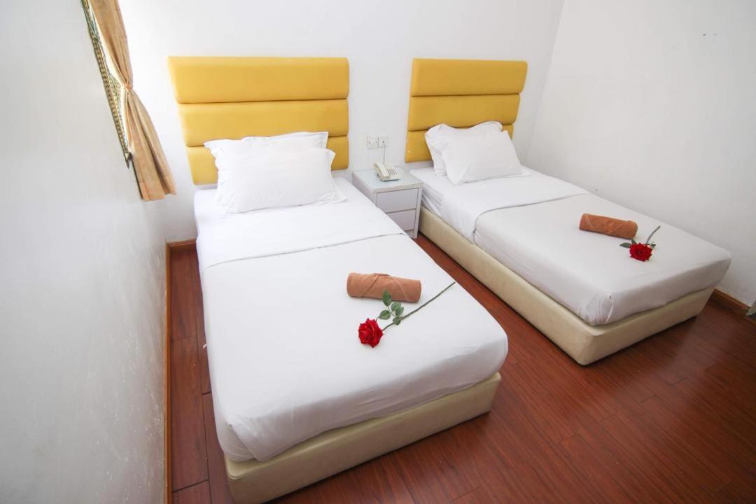 Rose Cottage Hotel Bandar Seri Alam Johor Bahru Exterior foto
